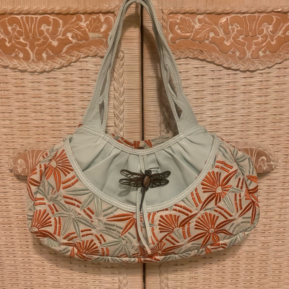 SALE!  REDUCED!! R&Y AUGOUSTI Vintage Leather Shoulder Bag